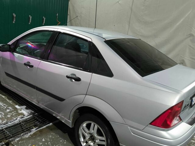 Серый Форд Фокус, объемом двигателя 2 л и пробегом 178 тыс. км за 3200 $, фото 3 на Automoto.ua