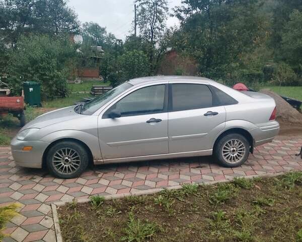 Серый Форд Фокус, объемом двигателя 2 л и пробегом 120 тыс. км за 2600 $, фото 2 на Automoto.ua