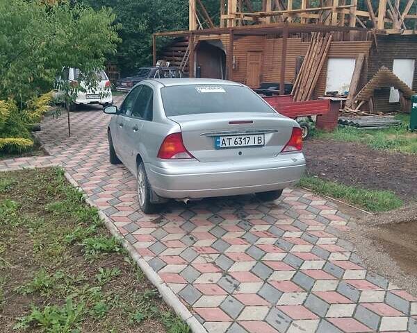 Серый Форд Фокус, объемом двигателя 2 л и пробегом 120 тыс. км за 2600 $, фото 4 на Automoto.ua