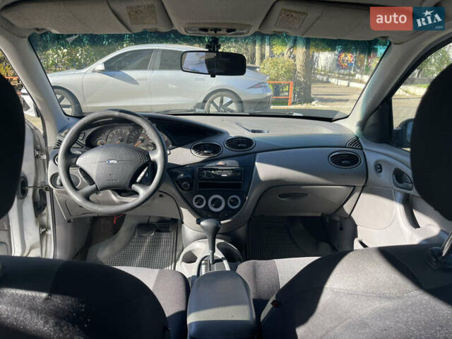 Серый Форд Фокус, объемом двигателя 1.99 л и пробегом 200 тыс. км за 2650 $, фото 9 на Automoto.ua