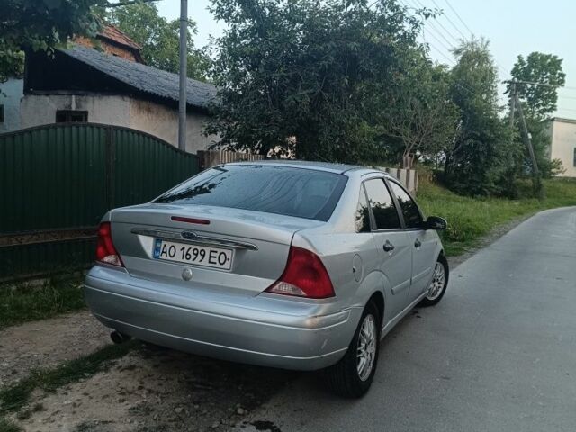 Сірий Форд Фокус, об'ємом двигуна 0 л та пробігом 340 тис. км за 2000 $, фото 2 на Automoto.ua