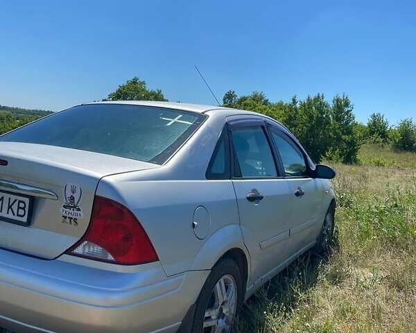 Серый Форд Фокус, объемом двигателя 2 л и пробегом 283 тыс. км за 3000 $, фото 1 на Automoto.ua