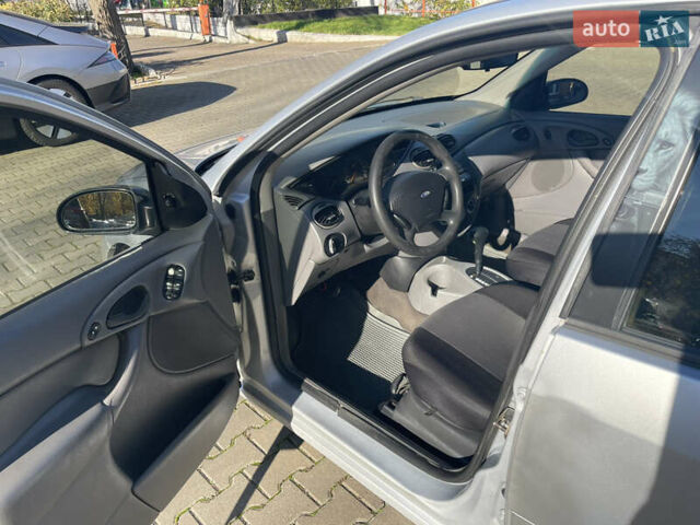 Серый Форд Фокус, объемом двигателя 1.99 л и пробегом 200 тыс. км за 2650 $, фото 8 на Automoto.ua