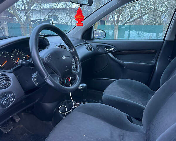 Сірий Форд Фокус, об'ємом двигуна 1.6 л та пробігом 186 тис. км за 4667 $, фото 7 на Automoto.ua