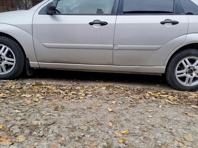 Серый Форд Фокус, объемом двигателя 2 л и пробегом 280 тыс. км за 3300 $, фото 3 на Automoto.ua