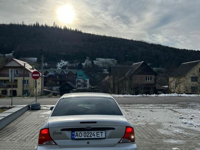 Серый Форд Фокус, объемом двигателя 1.6 л и пробегом 170 тыс. км за 1700 $, фото 5 на Automoto.ua