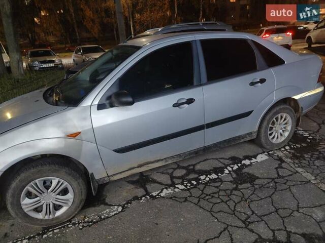 Серый Форд Фокус, объемом двигателя 1.8 л и пробегом 240 тыс. км за 2800 $, фото 6 на Automoto.ua