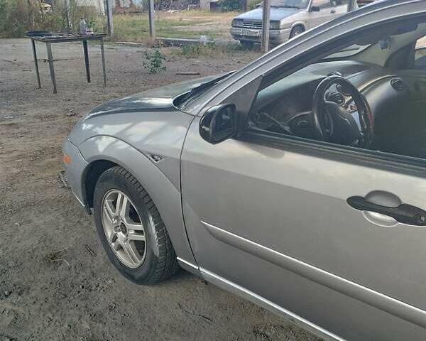 Серый Форд Фокус, объемом двигателя 1.99 л и пробегом 350 тыс. км за 3000 $, фото 6 на Automoto.ua