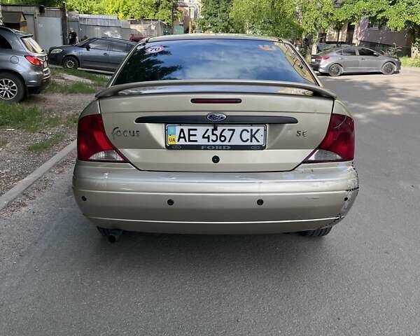 Сірий Форд Фокус, об'ємом двигуна 2 л та пробігом 256 тис. км за 2700 $, фото 3 на Automoto.ua