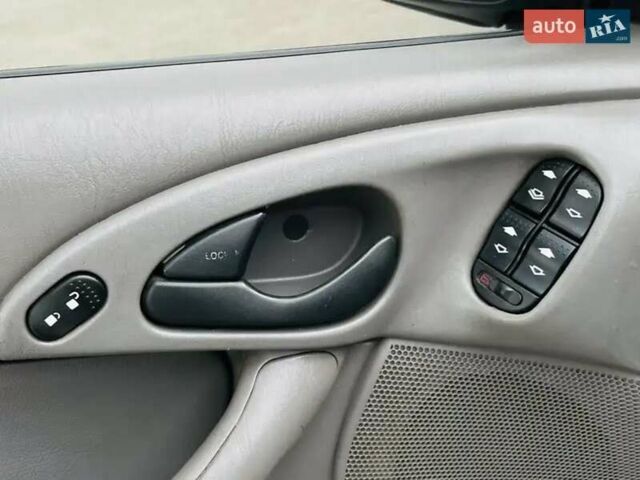 Форд Фокус 2002 в Ивано-Франковске на Automoto.ua Серый Форд Фокус, объемом двигателя 2 л и пробегом 148 тыс. км за 2650 $, фото 12 на Automoto.ua