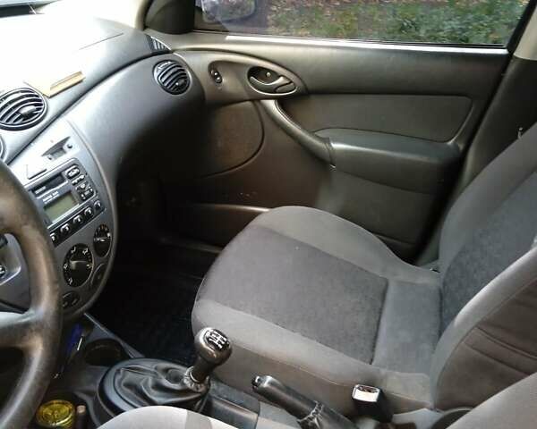 Форд Фокус 2002 в Хмельницком на Automoto.ua Серый Форд Фокус, объемом двигателя 1.8 л и пробегом 198 тыс. км за 2100 $, фото 38 на Automoto.ua