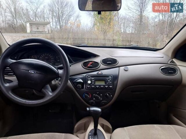 Серый Форд Фокус, объемом двигателя 1.99 л и пробегом 239 тыс. км за 2250 $, фото 11 на Automoto.ua