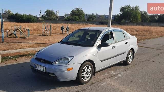 Серый Форд Фокус, объемом двигателя 1.6 л и пробегом 300 тыс. км за 2200 $, фото 1 на Automoto.ua