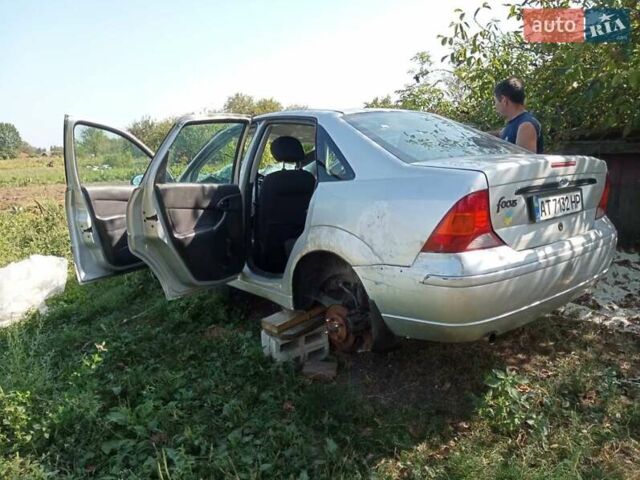 Серый Форд Фокус, объемом двигателя 1.8 л и пробегом 290 тыс. км за 1000 $, фото 3 на Automoto.ua