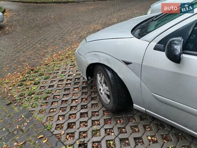 Форд Фокус 2002 в Ивано-Франковске на Automoto.ua Серый Форд Фокус, объемом двигателя 2 л и пробегом 148 тыс. км за 2650 $, фото 9 на Automoto.ua