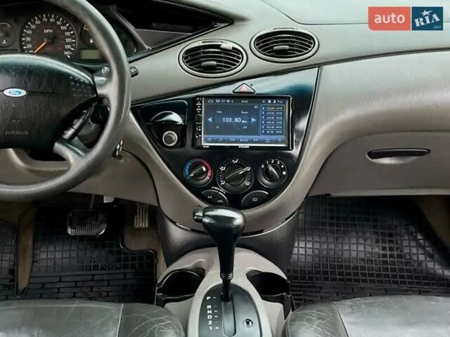 Форд Фокус 2002 в Ивано-Франковске на Automoto.ua Серый Форд Фокус, объемом двигателя 2 л и пробегом 148 тыс. км за 2650 $, фото 20 на Automoto.ua