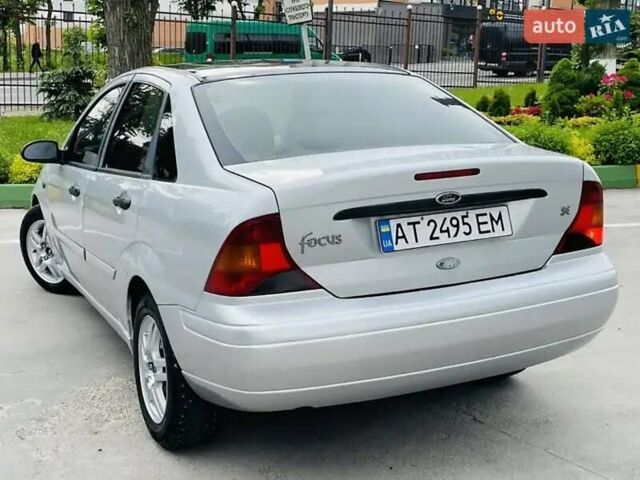 Форд Фокус 2002 в Ивано-Франковске на Automoto.ua Серый Форд Фокус, объемом двигателя 2 л и пробегом 148 тыс. км за 2650 $, фото 26 на Automoto.ua
