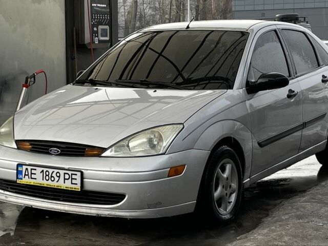 Сірий Форд Фокус, об'ємом двигуна 2 л та пробігом 150 тис. км за 3200 $, фото 1 на Automoto.ua