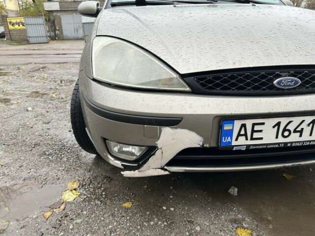 Серый Форд Фокус, объемом двигателя 1.4 л и пробегом 335 тыс. км за 2500 $, фото 1 на Automoto.ua