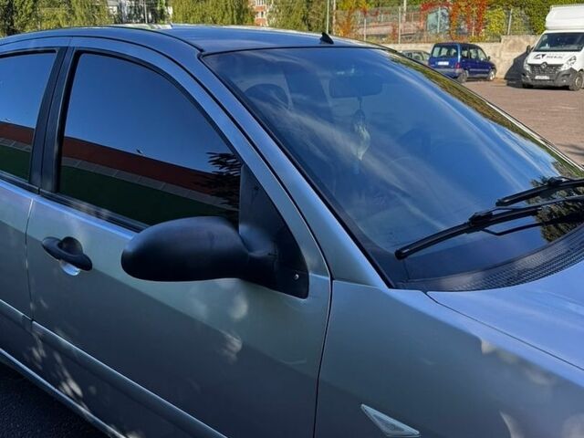 Сірий Форд Фокус, об'ємом двигуна 2 л та пробігом 157 тис. км за 3100 $, фото 9 на Automoto.ua