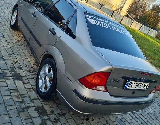 Серый Форд Фокус, объемом двигателя 1.6 л и пробегом 381 тыс. км за 3799 $, фото 6 на Automoto.ua