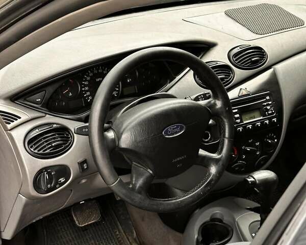 Серый Форд Фокус, объемом двигателя 1.8 л и пробегом 155 тыс. км за 2250 $, фото 21 на Automoto.ua