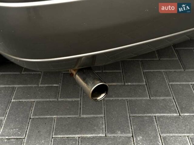 Серый Форд Фокус, объемом двигателя 1.8 л и пробегом 155 тыс. км за 2250 $, фото 10 на Automoto.ua