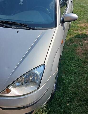 Серый Форд Фокус, объемом двигателя 1.6 л и пробегом 150 тыс. км за 3650 $, фото 2 на Automoto.ua