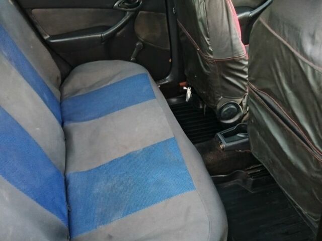 Сірий Форд Фокус, об'ємом двигуна 1.6 л та пробігом 497 тис. км за 1199 $, фото 6 на Automoto.ua