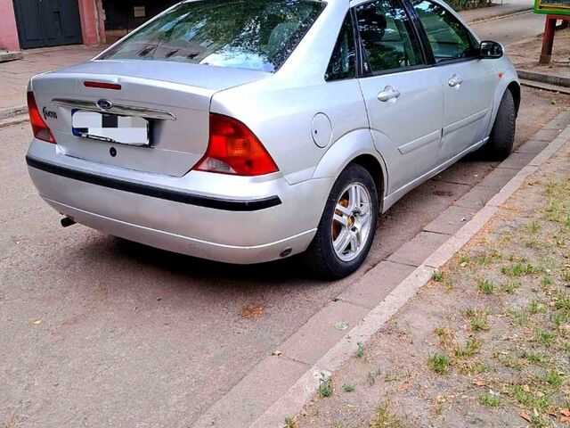 Серый Форд Фокус, объемом двигателя 1.8 л и пробегом 0 тыс. км за 2400 $, фото 7 на Automoto.ua