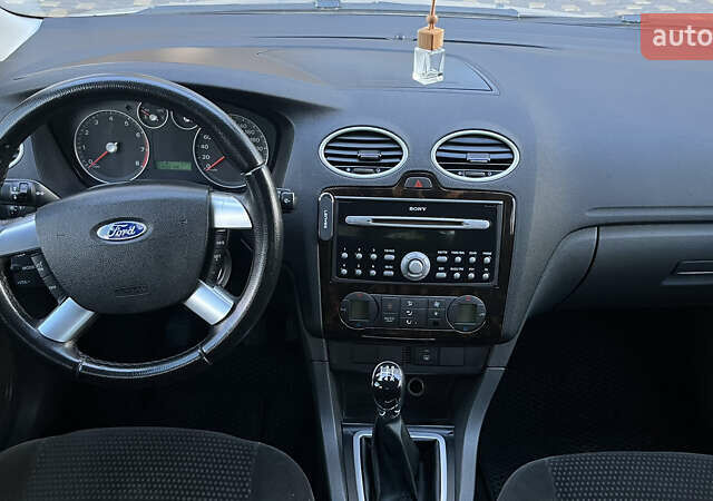 Форд Фокус 2005 в Виннице на Automoto.ua Серый Форд Фокус, объемом двигателя 1.6 л и пробегом 310 тыс. км за 3899 $, фото 13 на Automoto.ua