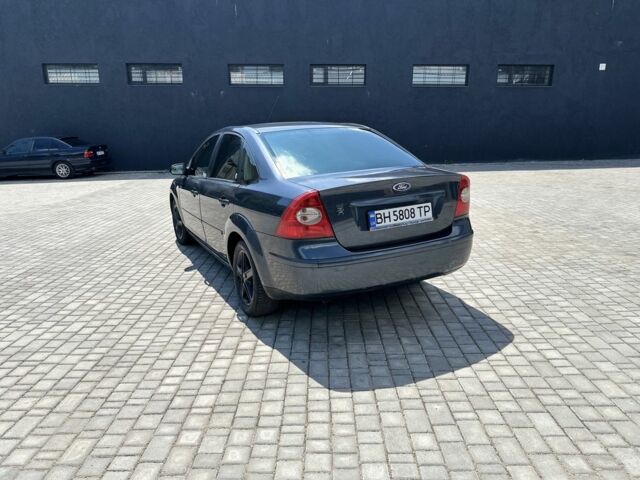 Сірий Форд Фокус, об'ємом двигуна 2 л та пробігом 216 тис. км за 4900 $, фото 1 на Automoto.ua