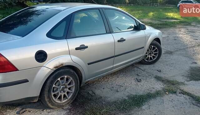 Серый Форд Фокус, объемом двигателя 1.6 л и пробегом 400 тыс. км за 3600 $, фото 9 на Automoto.ua