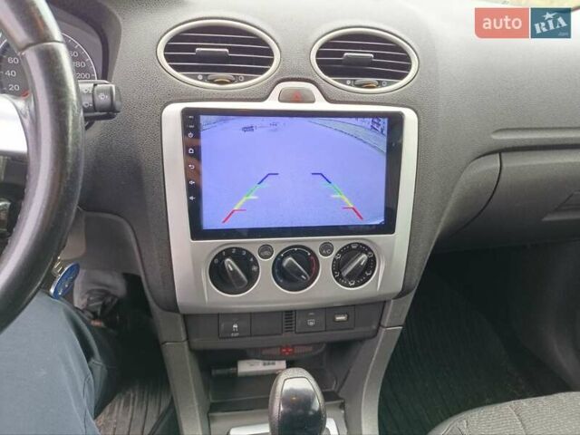Форд Фокус 2005 у Києві на Automoto.ua Сірий Форд Фокус, об'ємом двигуна 1.56 л та пробігом 223 тис. км за 4900 $, фото 3 на Automoto.ua