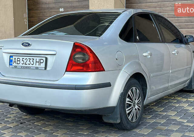 Форд Фокус 2005 в Виннице на Automoto.ua Серый Форд Фокус, объемом двигателя 1.6 л и пробегом 310 тыс. км за 3899 $, фото 6 на Automoto.ua