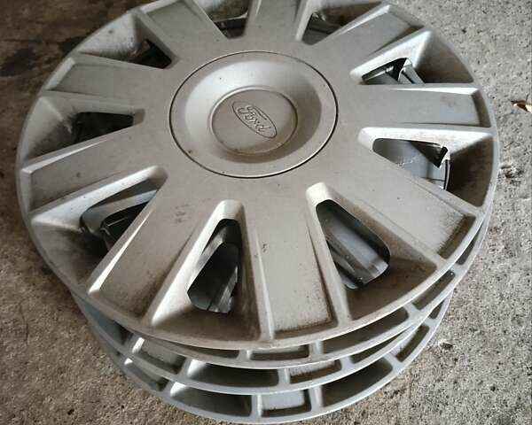 Форд Фокус 2005 у Києві на Automoto.ua Сірий Форд Фокус, об'ємом двигуна 1.56 л та пробігом 223 тис. км за 4900 $, фото 16 на Automoto.ua