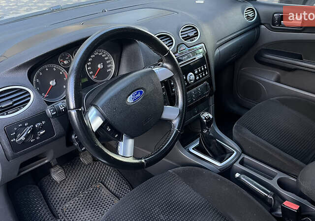Форд Фокус 2005 в Виннице на Automoto.ua Серый Форд Фокус, объемом двигателя 1.6 л и пробегом 310 тыс. км за 3899 $, фото 23 на Automoto.ua