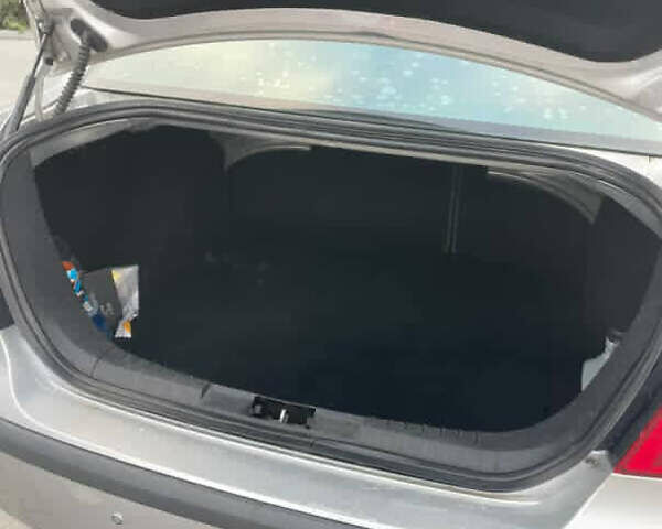 Серый Форд Фокус, объемом двигателя 1.6 л и пробегом 258 тыс. км за 4200 $, фото 10 на Automoto.ua