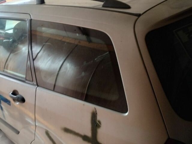 Серый Форд Фокус, объемом двигателя 0 л и пробегом 260 тыс. км за 900 $, фото 4 на Automoto.ua