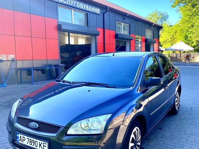 Сірий Форд Фокус, об'ємом двигуна 1.6 л та пробігом 191 тис. км за 4750 $, фото 1 на Automoto.ua