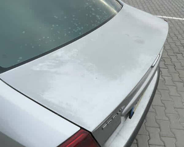 Серый Форд Фокус, объемом двигателя 1.6 л и пробегом 258 тыс. км за 4200 $, фото 4 на Automoto.ua