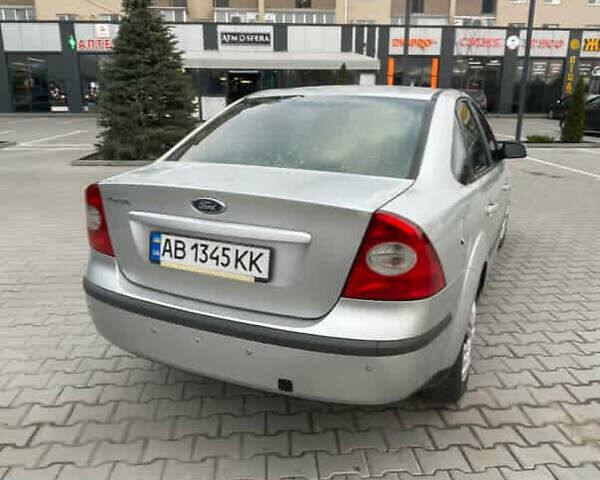 Серый Форд Фокус, объемом двигателя 1.6 л и пробегом 258 тыс. км за 4200 $, фото 8 на Automoto.ua