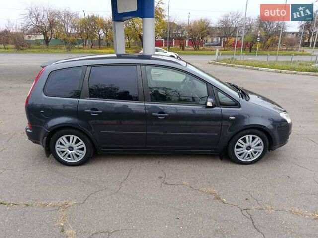 Серый Форд Фокус, объемом двигателя 1.8 л и пробегом 218 тыс. км за 5250 $, фото 4 на Automoto.ua