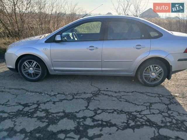 Сірий Форд Фокус, об'ємом двигуна 1.6 л та пробігом 291 тис. км за 4500 $, фото 15 на Automoto.ua