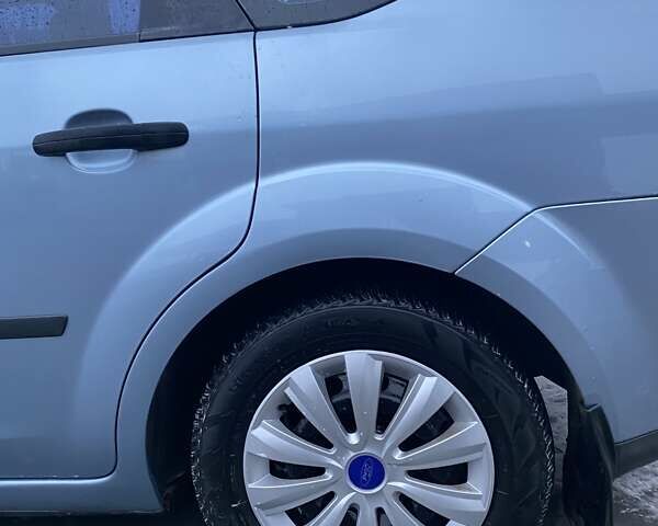 Серый Форд Фокус, объемом двигателя 1.6 л и пробегом 306 тыс. км за 3999 $, фото 22 на Automoto.ua