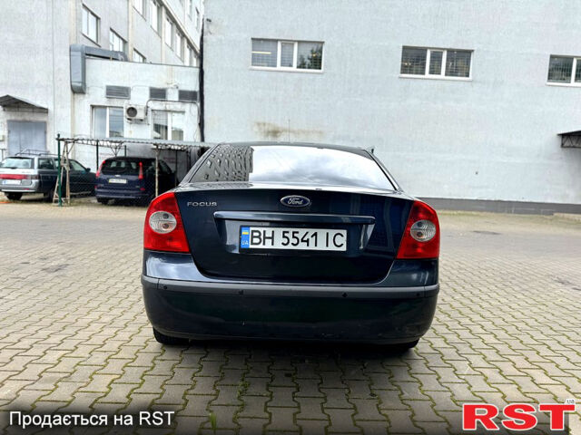 Серый Форд Фокус, объемом двигателя 1.6 л и пробегом 179 тыс. км за 3700 $, фото 12 на Automoto.ua