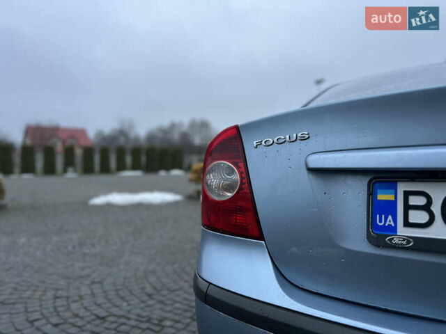 Серый Форд Фокус, объемом двигателя 1.6 л и пробегом 290 тыс. км за 2999 $, фото 13 на Automoto.ua