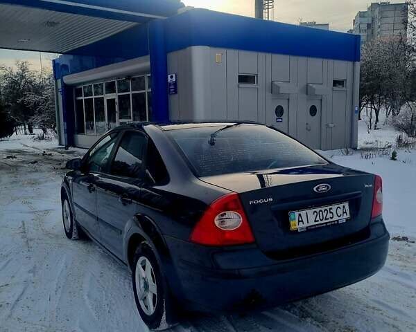Серый Форд Фокус, объемом двигателя 1.6 л и пробегом 170 тыс. км за 4200 $, фото 23 на Automoto.ua
