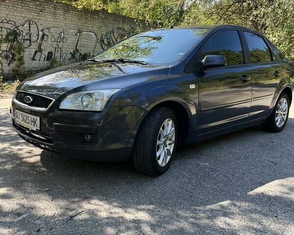 Серый Форд Фокус, объемом двигателя 2 л и пробегом 328 тыс. км за 4600 $, фото 15 на Automoto.ua