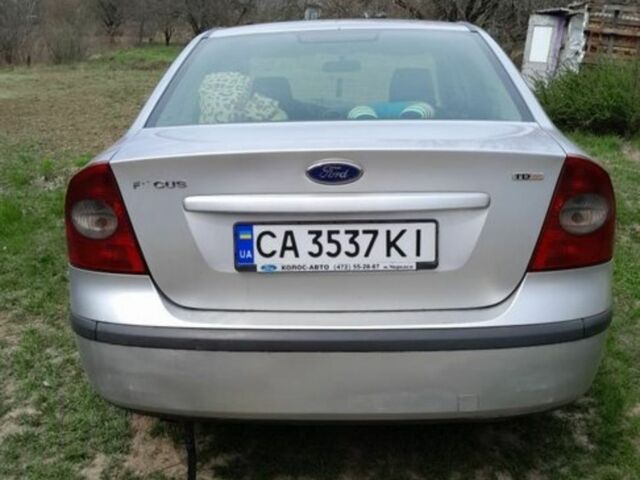 Сірий Форд Фокус, об'ємом двигуна 1.6 л та пробігом 278 тис. км за 3800 $, фото 4 на Automoto.ua